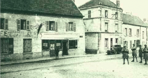 Courdimanche entre les deux guerres (place Claire Girard)